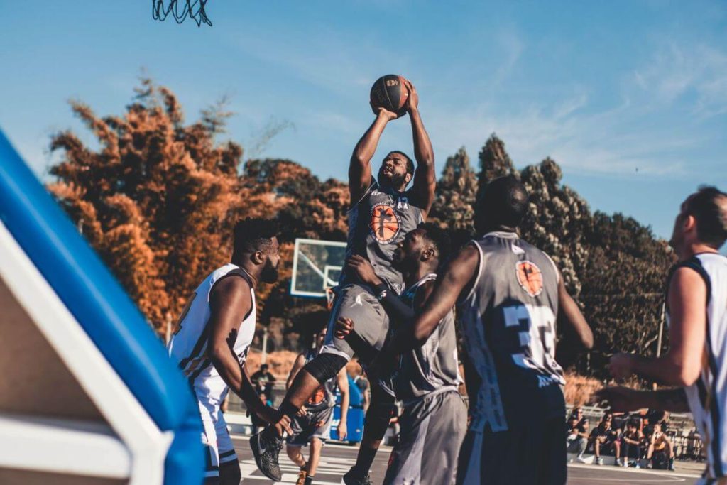 combien de temps dure un match de basket